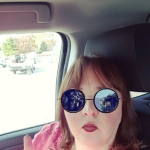 Meet your Posher, Sherri